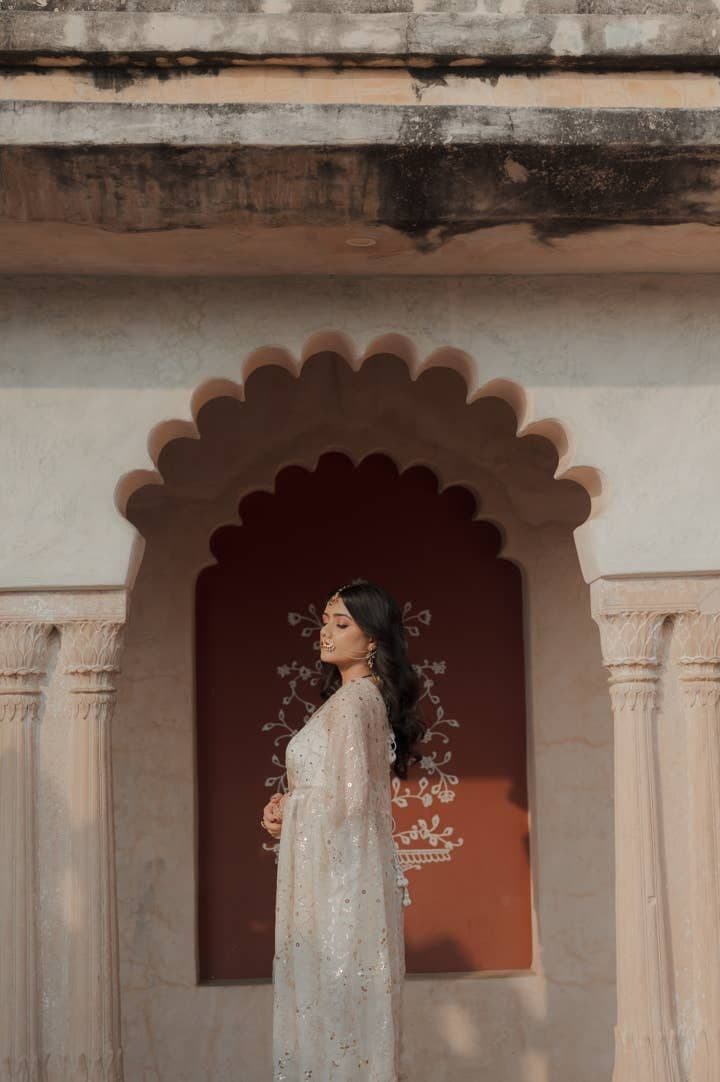 White bridal at Mughal arch